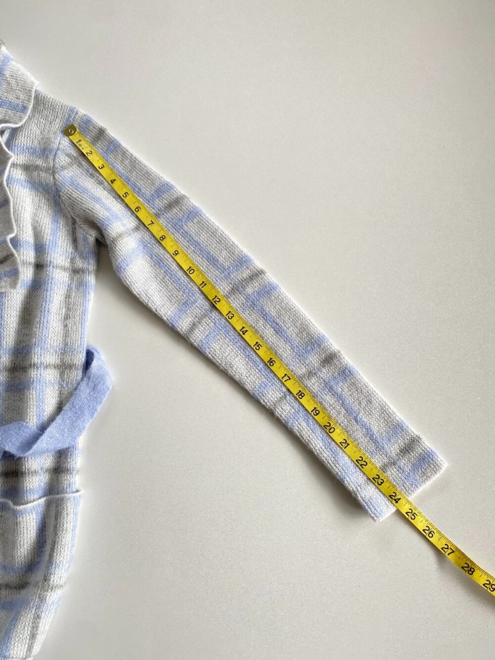 London Kaye Long Plaid Belted Cozy Cardigan Blue Grey XS - Picture 6 of 9
